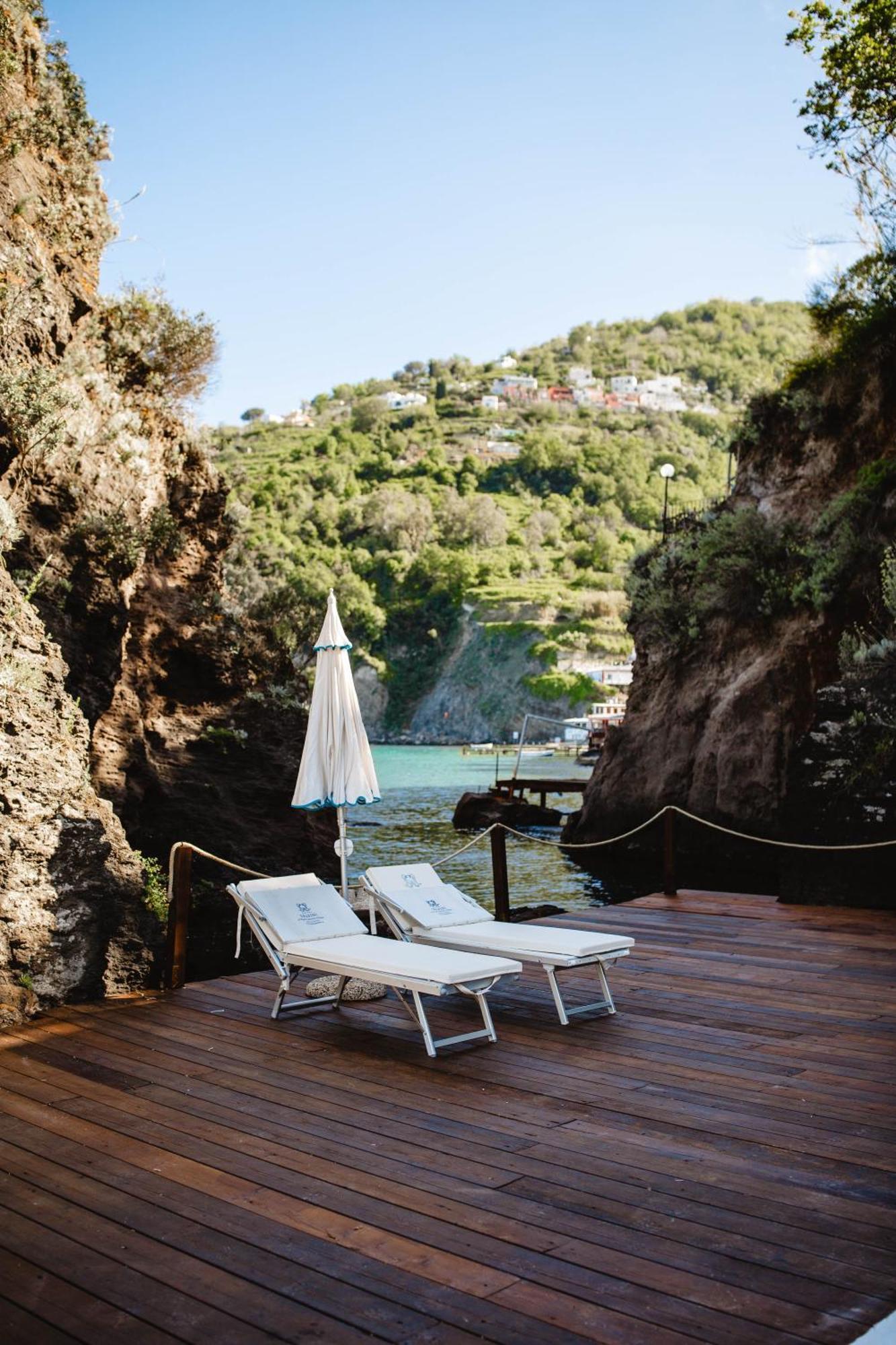 Strand Hotel Delfini Ischia Exterior photo