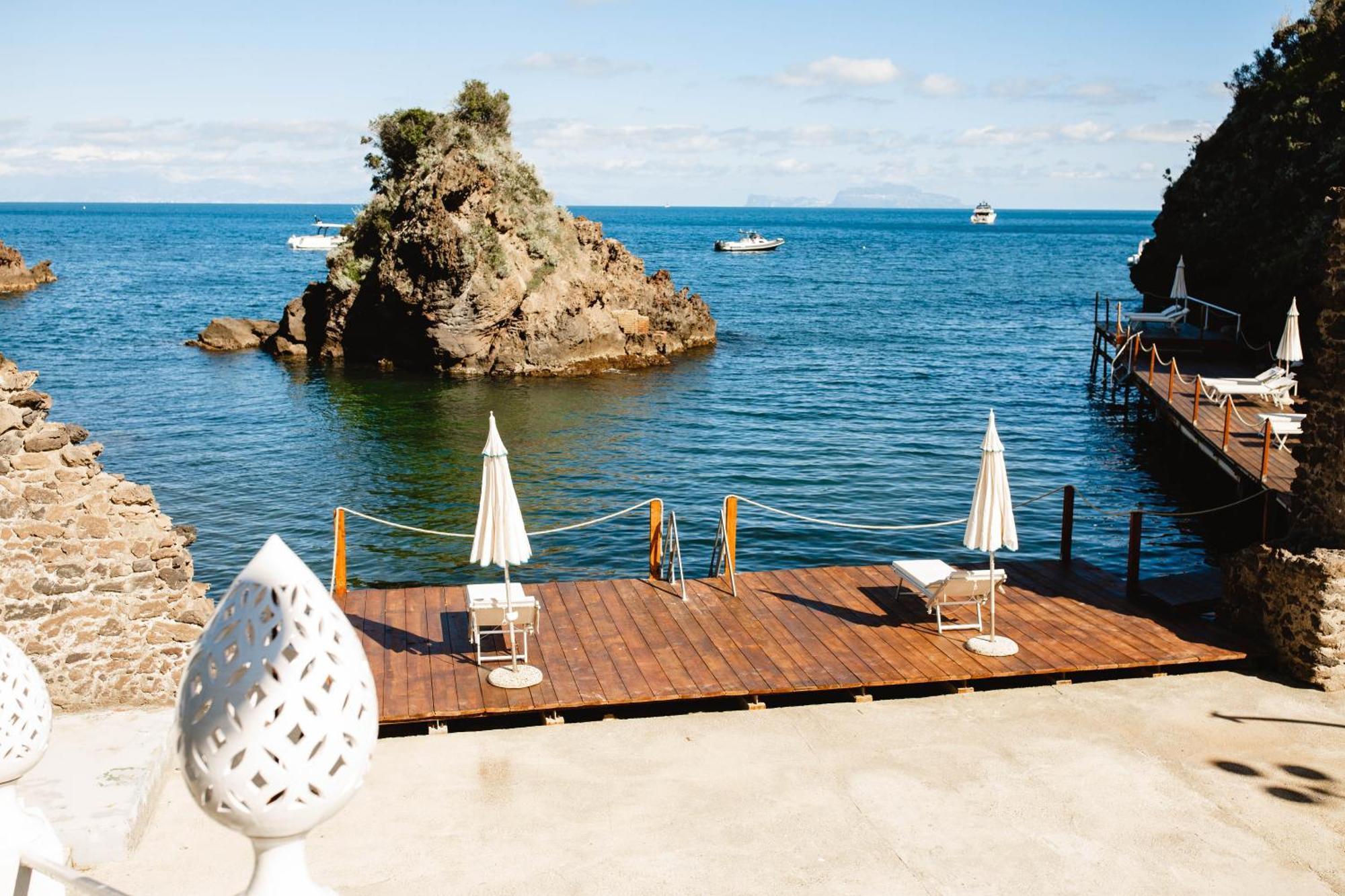 Strand Hotel Delfini Ischia Exterior photo